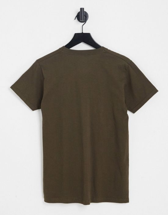 https://images.asos-media.com/products/2-minds-chest-print-t-shirt-in-brown/203185262-4?$n_550w$&wid=550&fit=constrain