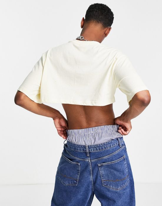 https://images.asos-media.com/products/2-minds-crop-crew-neck-t-shirt-in-white/203185186-4?$n_550w$&wid=550&fit=constrain