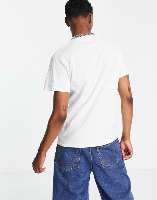 https://images.asos-media.com/products/2-minds-fruit-print-t-shirt-in-white/203185166-3?$n_550w$&wid=550&fit=constrain