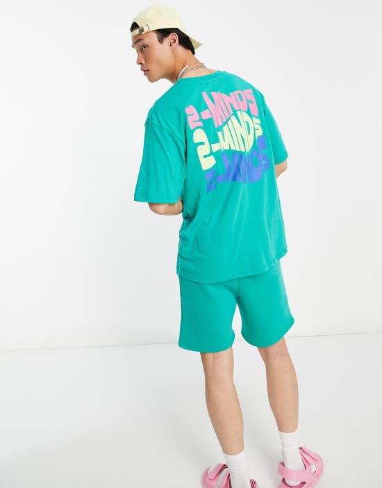 https://images.asos-media.com/products/2-minds-oversized-backprint-t-shirt-in-turquoise-part-of-a-set/203185101-2?$n_550w$&wid=550&fit=constrain