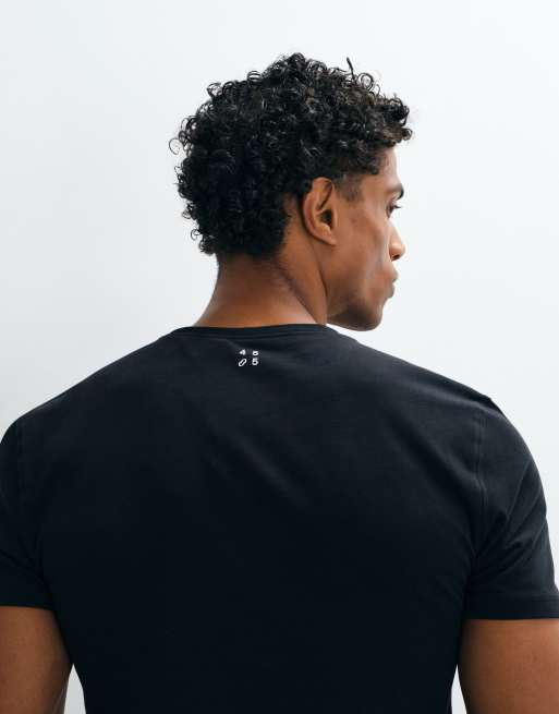 4504 - T-shirt nera in cotone con finitura quick dry e vestibilità ristretta, 5 di 5