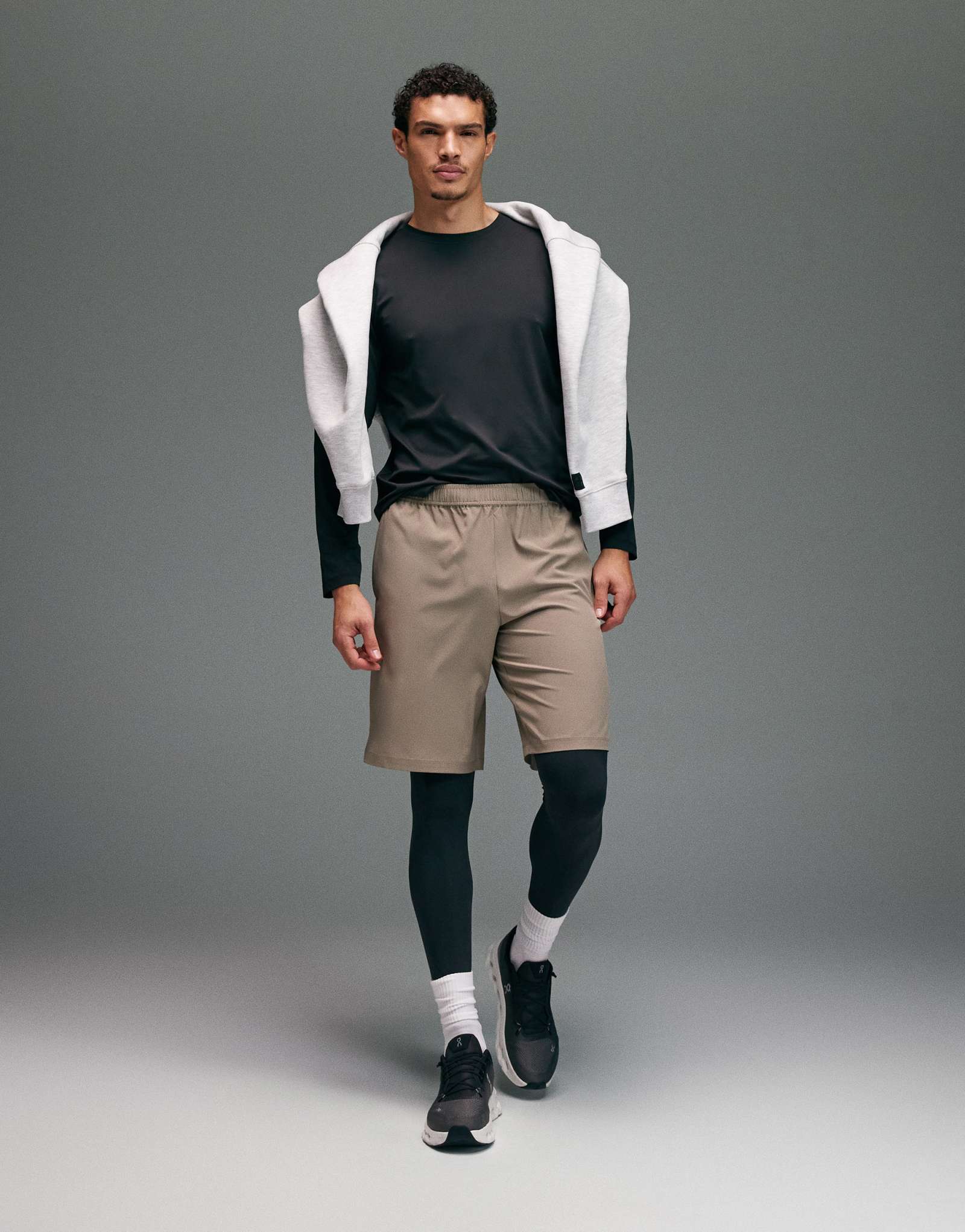 4505 быстросохнущие тренировочные шорты свободного кроя длиной 10 дюймов с карманами на молнии из песчаника