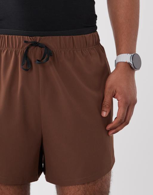 4505 2-in-1 quick dry 13cm woven running shorts with zip pockets in brown, 4 of 5