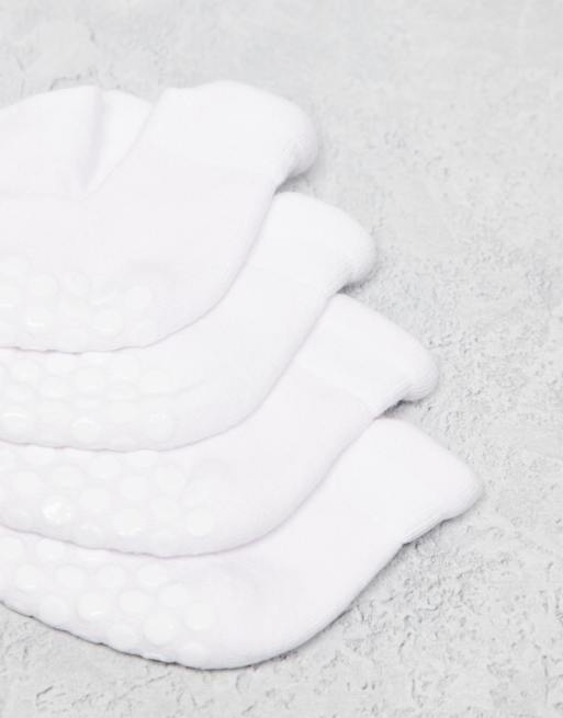 4505 2 pack pilates grip ankle sock in white, 2 of 3