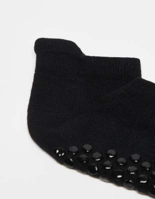 4505 2 Pack Pilates Grip Ankle Socks In Black