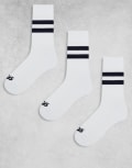 [ASOS] 4505 3 pack of 2-stripe crew socks with quick dry technology in white with deep navy stripes M Deep navy