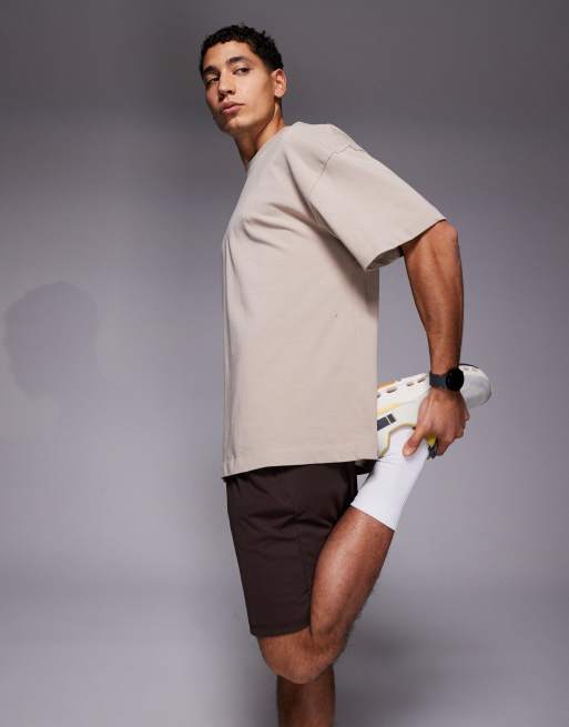 4505 7 inch quick dry mesh training shorts with zip pockets in raisin, 2 of 5