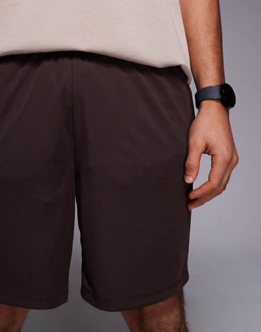 4505 7 inch quick dry mesh training shorts with zip pockets in raisin, 5 of 5