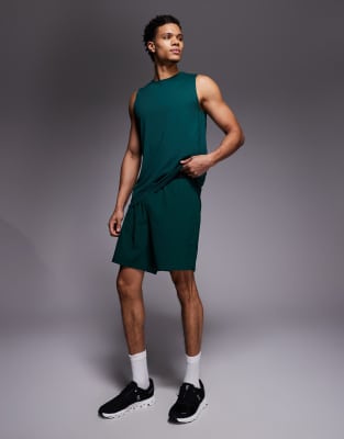 4505 7"" Woven Training Shorts With Elastic Waist Band And Zip Pockets In Green