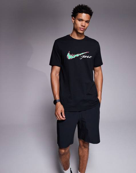 4505 8" wide leg training short with zip phone pocket in black - view 1