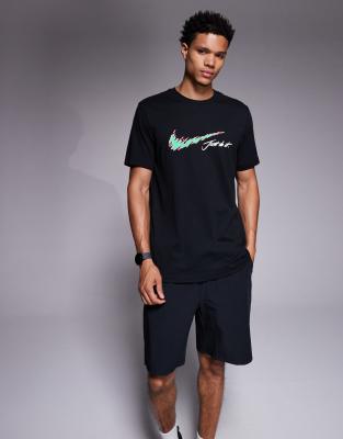 4505 8" Wide Leg Training Shorts With Zip Phone Pocket In Black