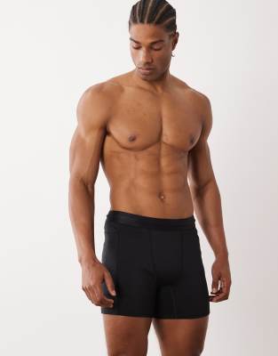 4505 active 5 base layer training half tights with phone pocket in black black 5790₽