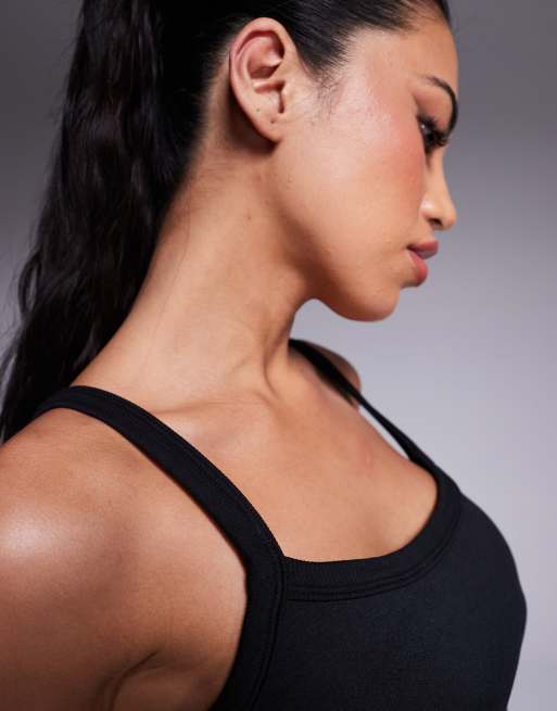 4505 - Active - Canotta nera senza cuciture con reggiseno interno e imbottitura rimovibile 