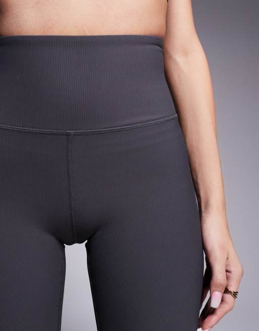 4505 - Active - Geribbelde fitness legging met hoge taille en binnenzak in grijs , 4 van 5