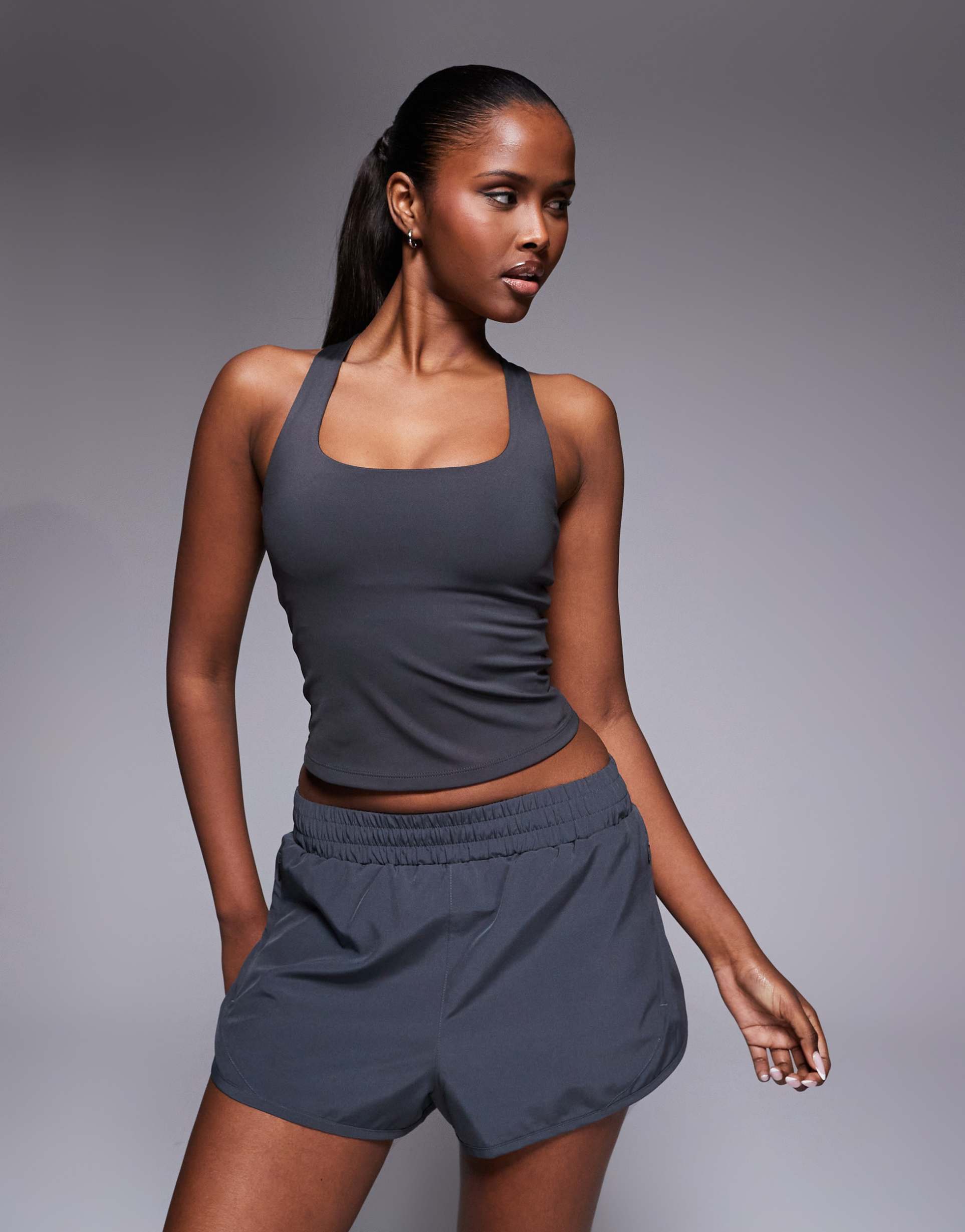 4505 active high support running tank top with inner bra and adjustable straps in smoke gray