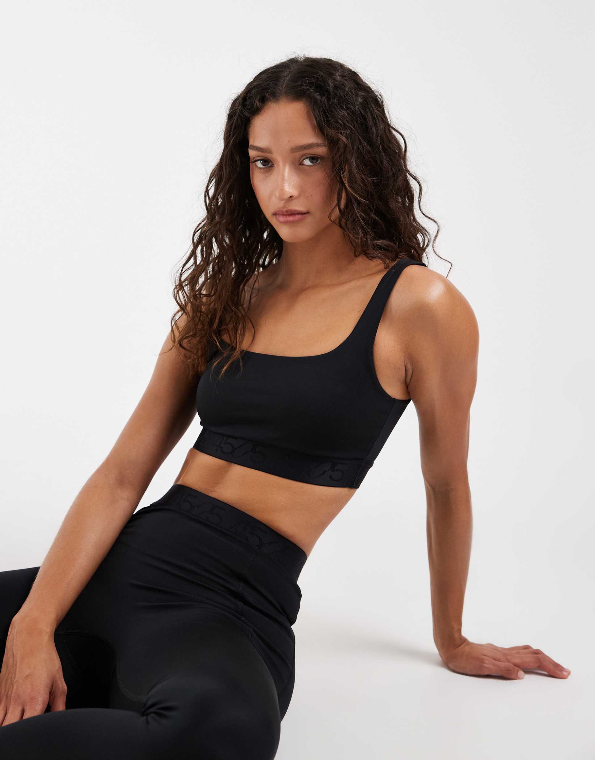 4505 active logo jacquard medium support sports bra in black