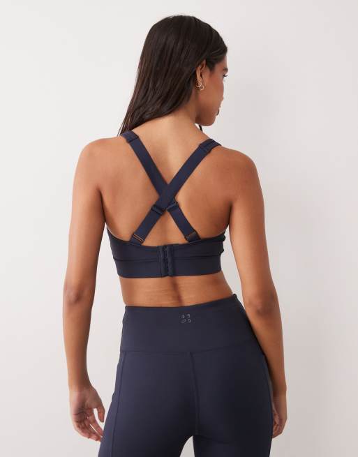 4505 active medium support cross back sports bra with removable padding in navy, 4 of 4