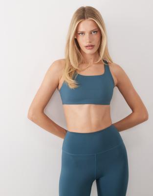 4505 active medium support sports bra with removable padding in ocean blue slate