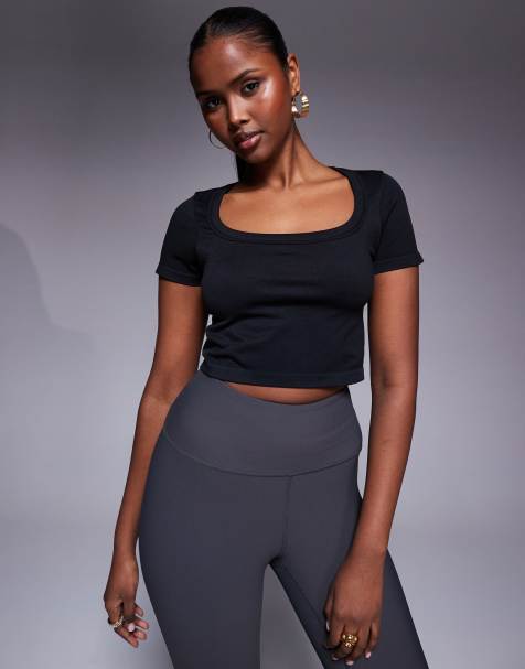 4505 - Active - Naadloos T-shirt met korte mouwen in zwart - view 1