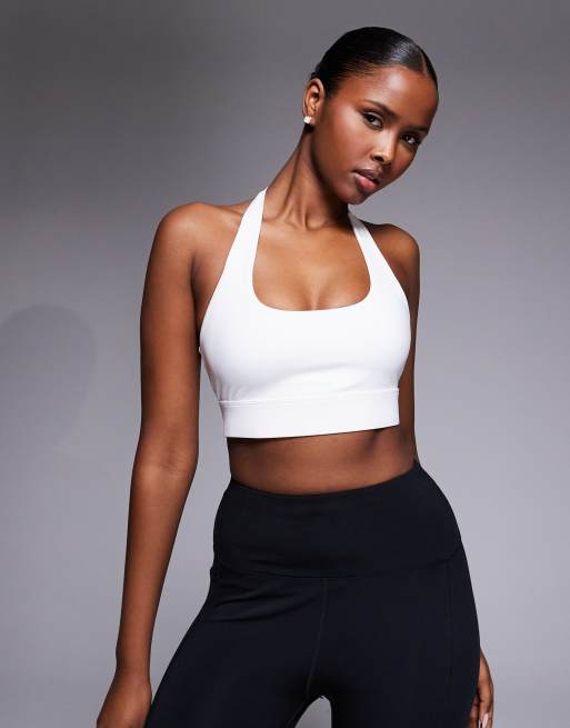 4505 – Active Performance – Vit sportbehå med mediumstöd, halterneck och urtagbar vaddering