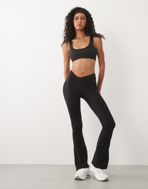 4505 active scoop neck racer back medium support sports bra in black, 4 of 4