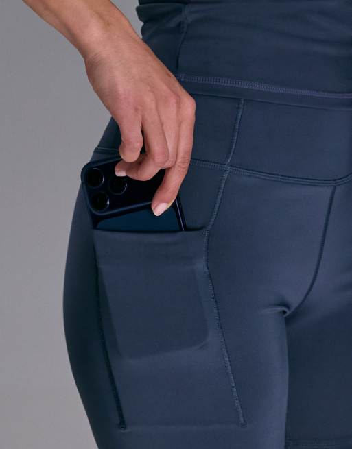 4505 – Active – Skifferblå leggingsshorts med hög, formande midja, 13 cm, 2 av 5