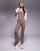 Thumbnail 1 van 5