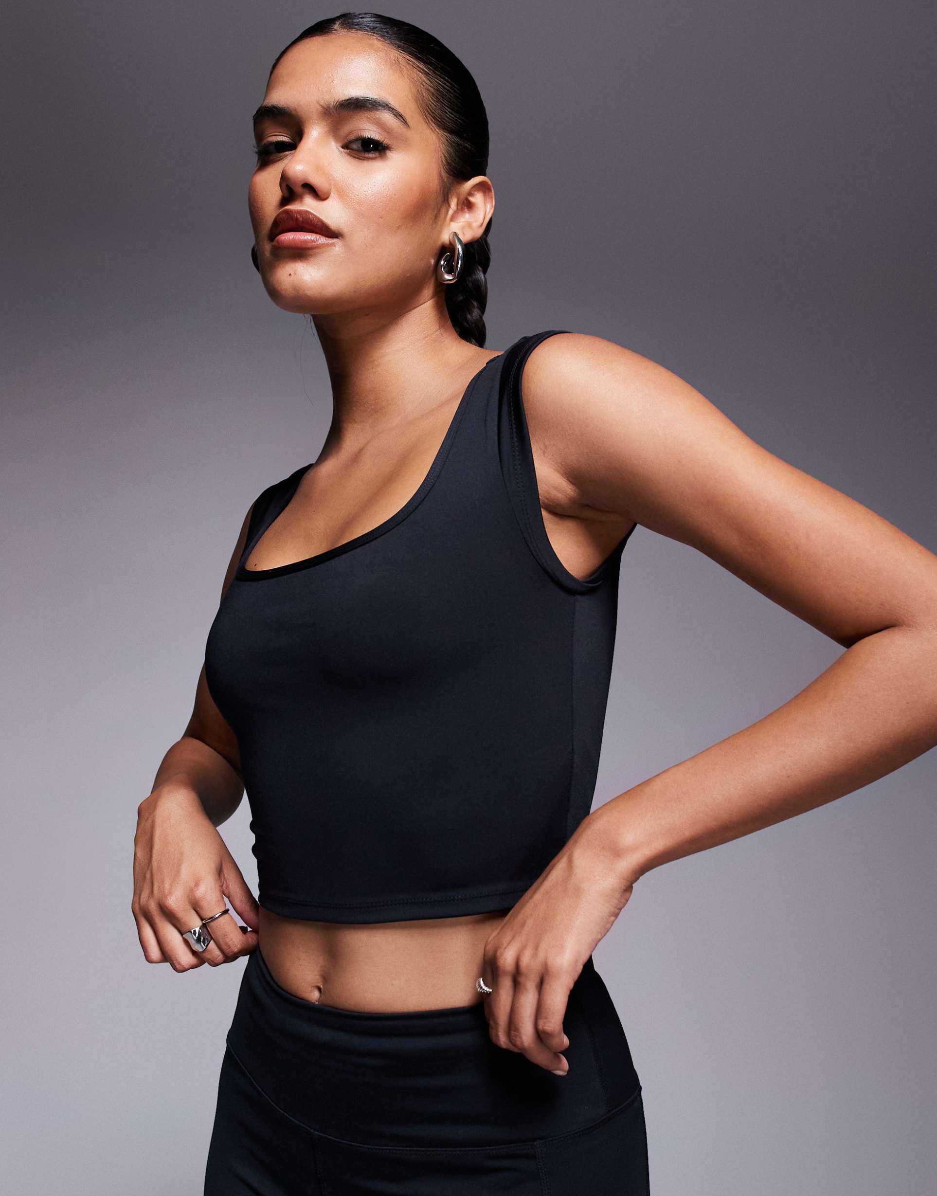 4505 active square neck cap sleeve top in black