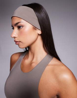 4505 Active Training Headband In Neutral