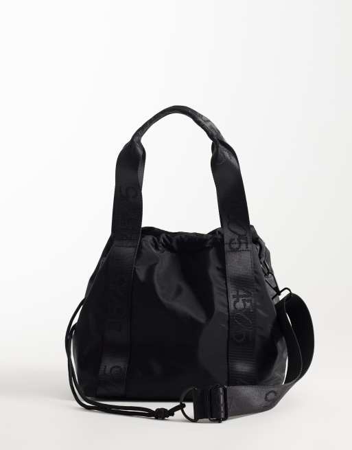 4505 - Borsa a secchiello nera regolabile con coulisse e tasca esterna, 4 di 4