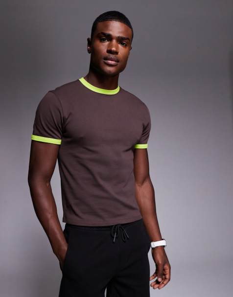 4505 – Brun t-shirt i bomull med krympt design, snabbtorkande finish och rund halsringning - view 1