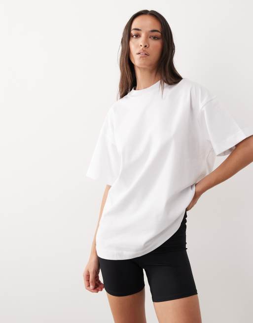 4505 - Camiseta blanca extragrande con estampado trasero de tenis y acabado de secado rápido de tejido grueso de algodón, 3 de 4