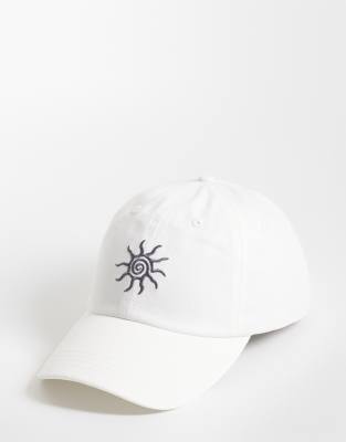4505 Cotton Cap With Studio Sun Embroidery In White