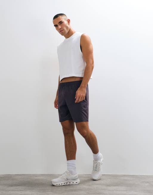 4505 cotton cropped lifting tank with back print in white, 2 of 5