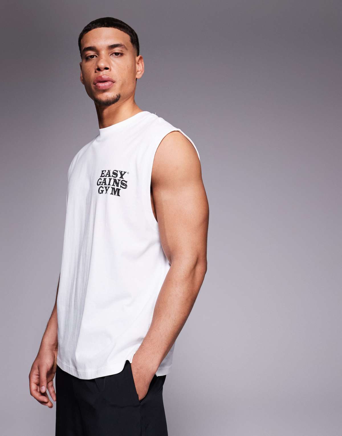 4505 cotton oversized pump training tank with chest graphic and quick dry finish in white