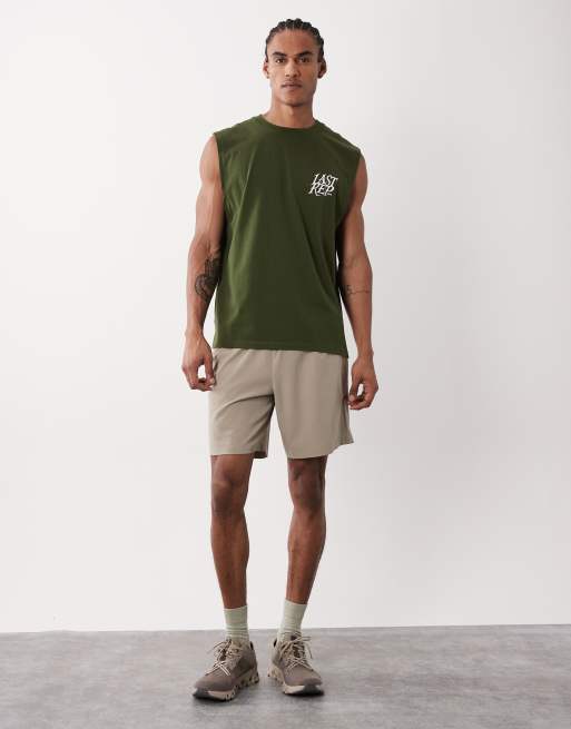 4505 cotton oversized pump training tank with chest print and quick dry finish in washed khaki, 2 of 5