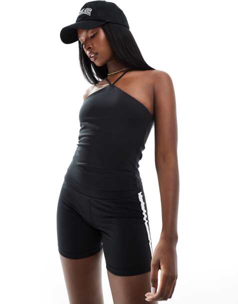 4505 Court tennis halter neck singlet with inner bra in black - view 1