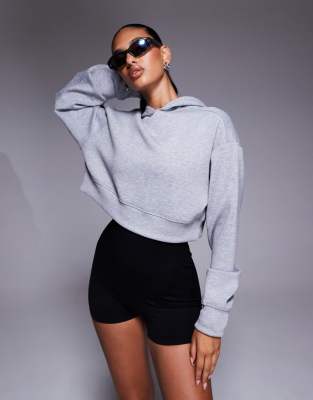 4505 - Cropped-Kapuzenpullover aus schnell trocknendem Performance-Jersey in meliertem Grau-Neutral