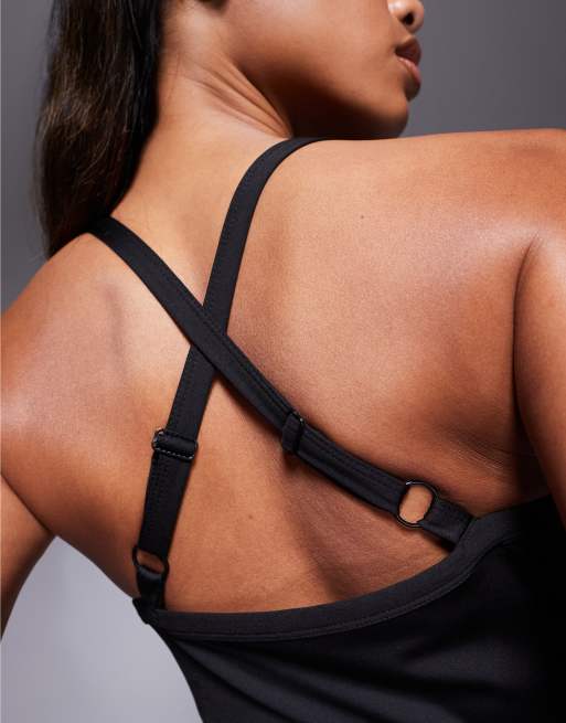 4505 cross back scoop neck running vest with inner bra and adjustable straps in black, 2 of 4