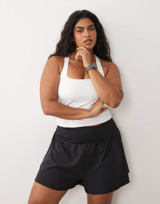 4505 Curve active high support running singlet with inner bra and adjustable straps in white, 2 of 4
