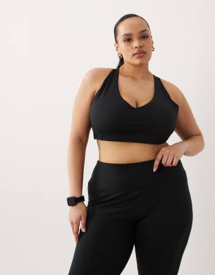 4505 Curve active medium support sports bra in black