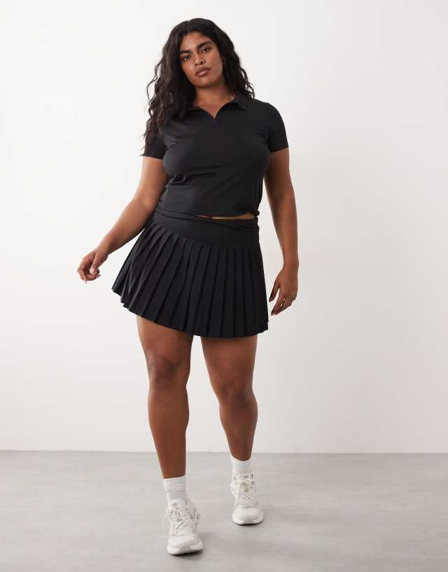 4505 Curve active pleated tennis skirt with inner shorts in black