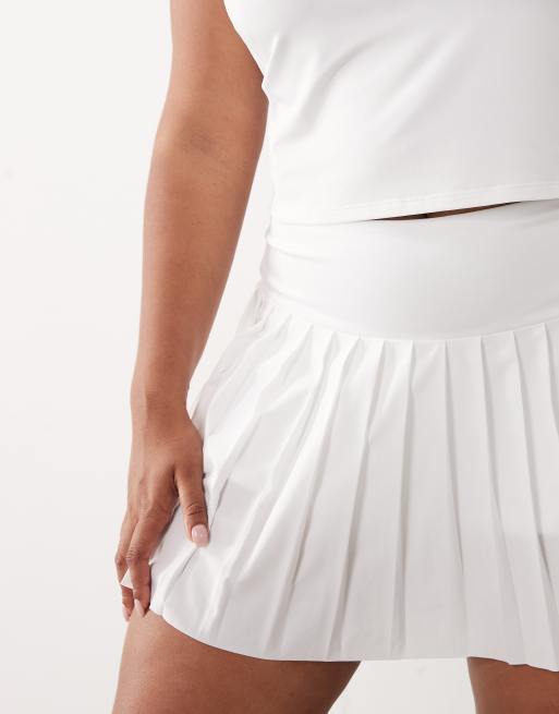 4505 Curve active pleated tennis skirt with inner shorts in white, 3 of 5