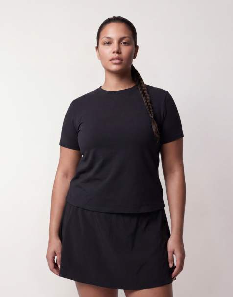 4505 Curve – Czarny dopasowany T-shirt z szybkoschnącej bawełny - view 1