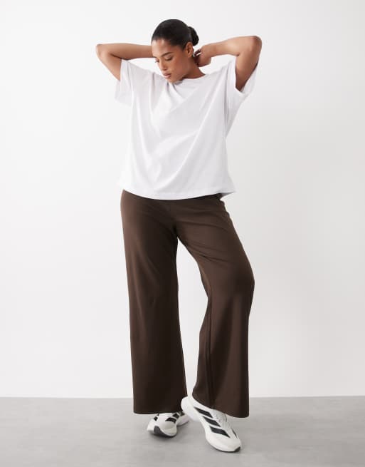 4505 Curve heavyweight cotton oversized t-shirt with studio back print in vintage white, 2 of 4
