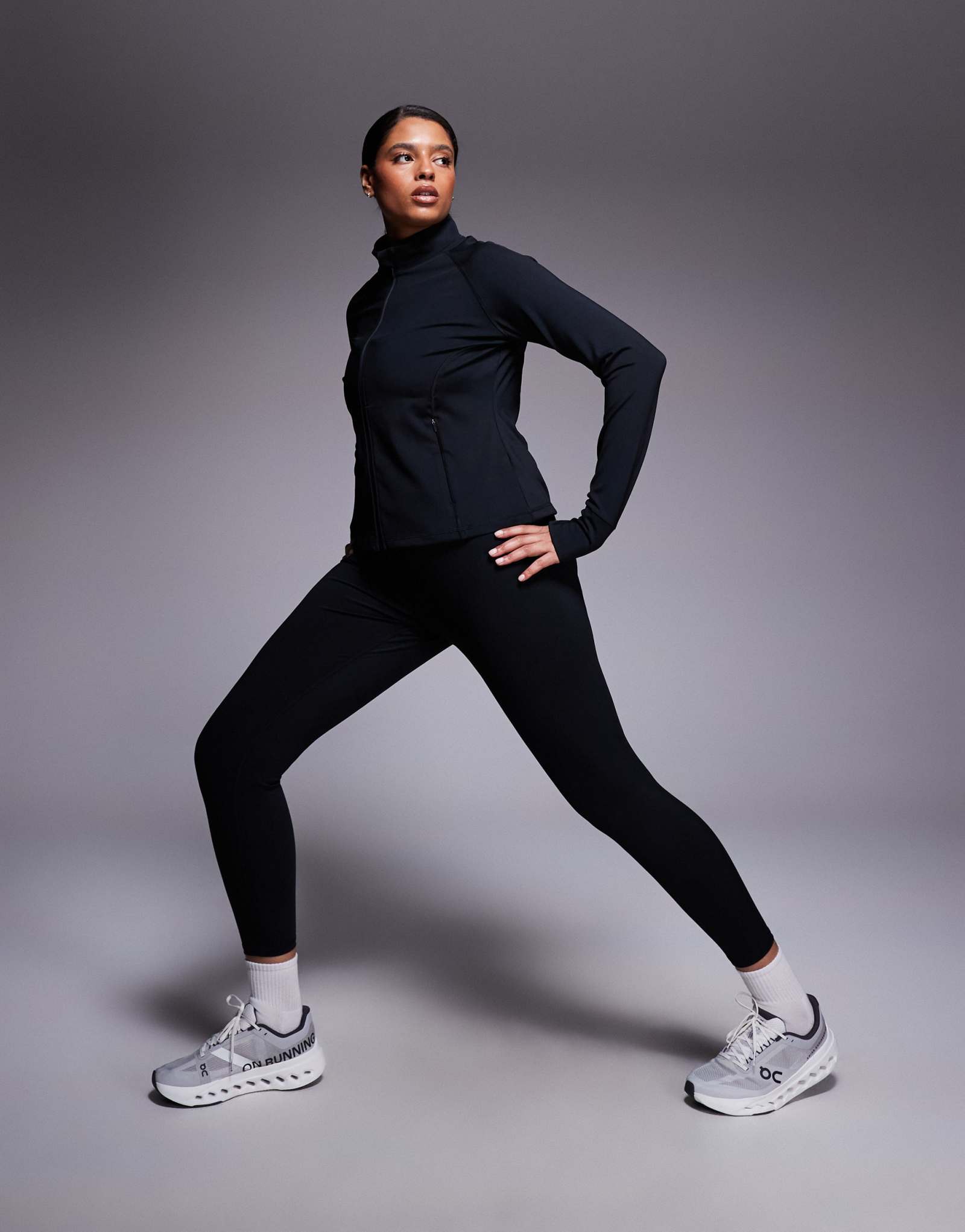 4505 Спортивные леггинсы Curve Icon active bum sculpt с высокой талией и внутренним карманом черного цвета