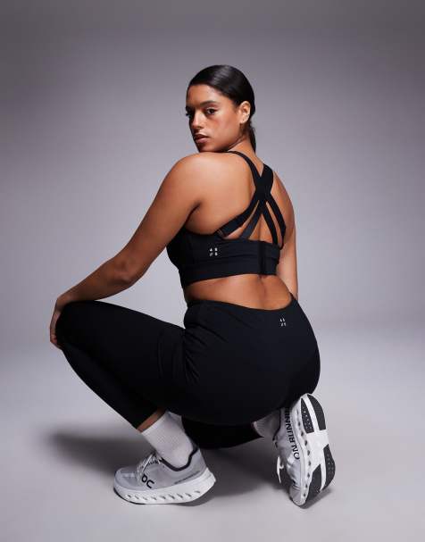 4505 Curve Icon active high support sports bra with removable padding and adjustable straps in black