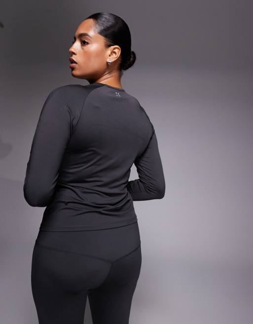 4505 Curve Icon active quick dry slim fit long sleeve top in smoke grey, 4 of 4