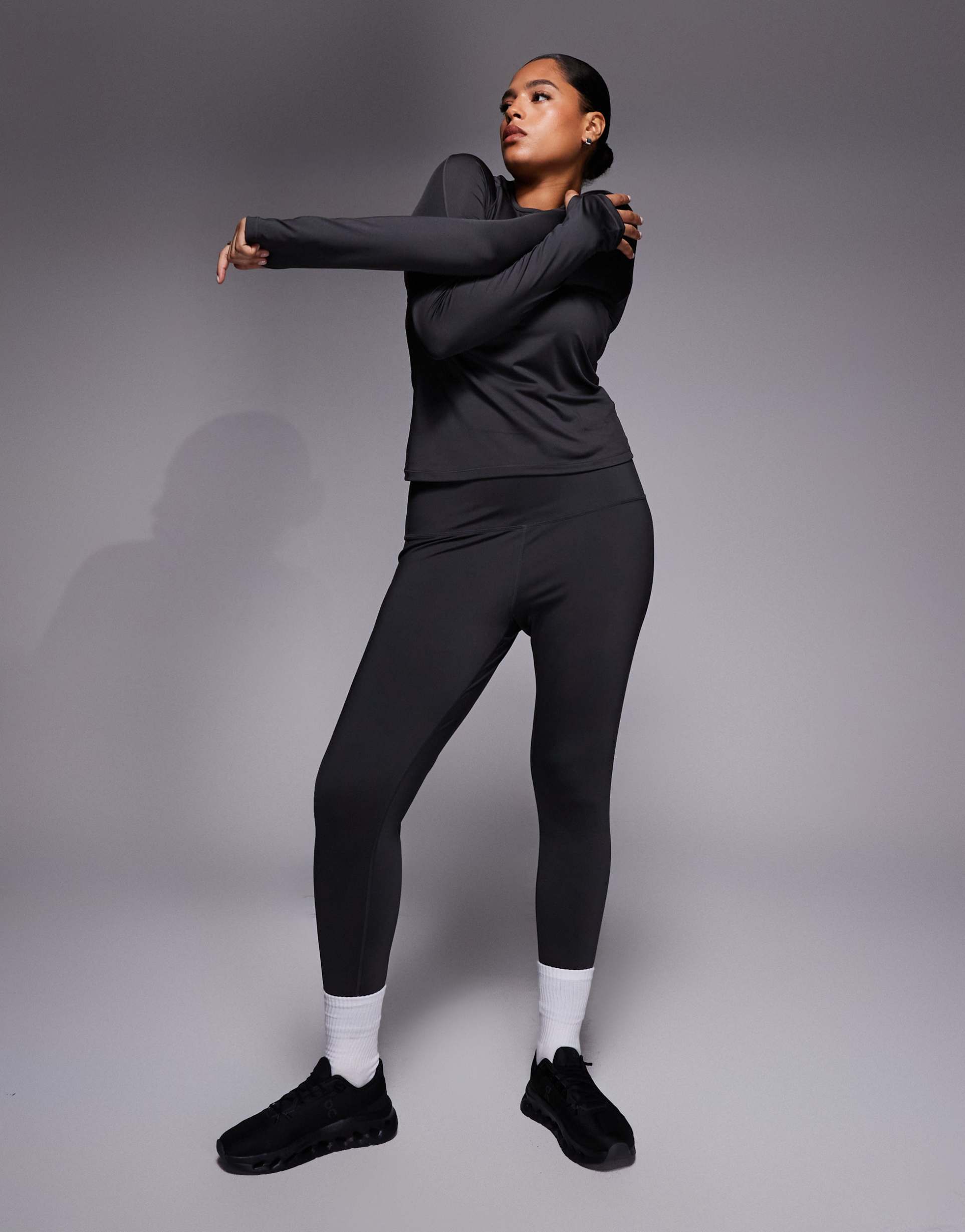 4505 curve icon active rear sculpting high waist gym leggings with stash pocket in smoke gray