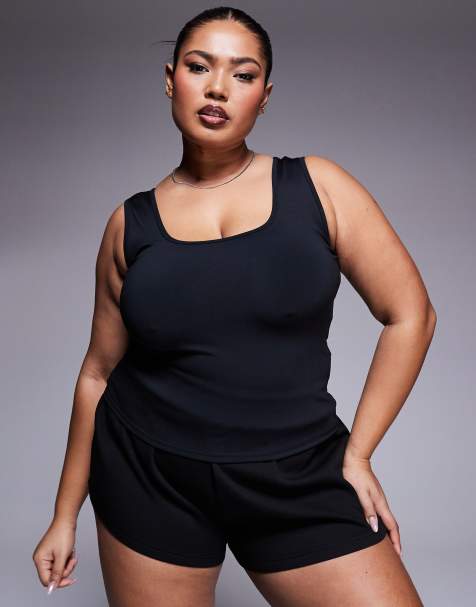 4505 Curve Icon active slightly cropped vest in black - view 1